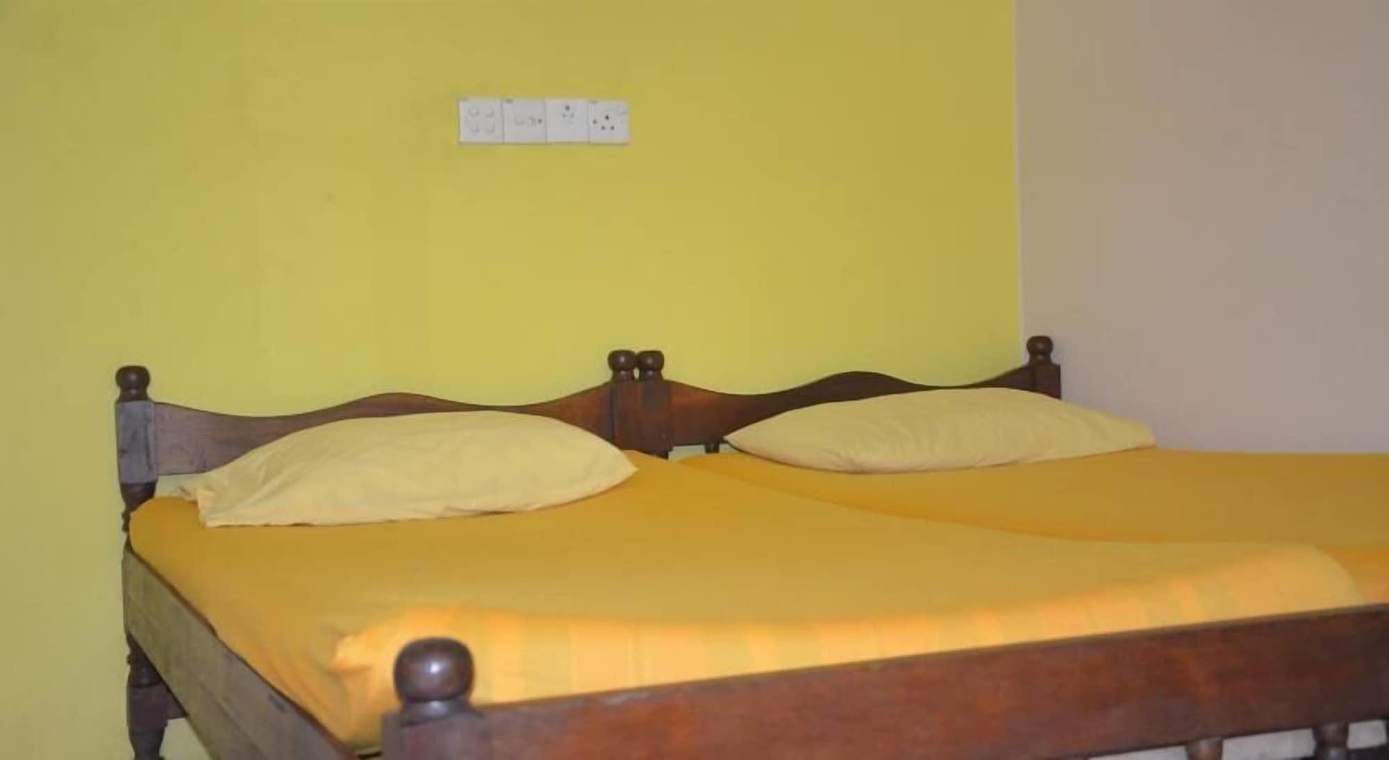 Time N Tide Beach Resort Hikkaduwa Exterior foto