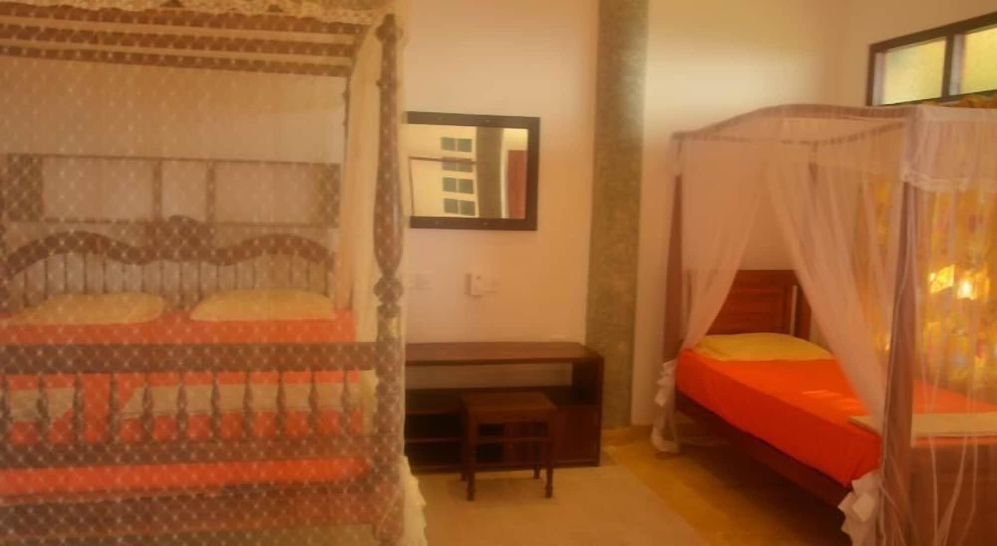 Time N Tide Beach Resort Hikkaduwa Exterior foto
